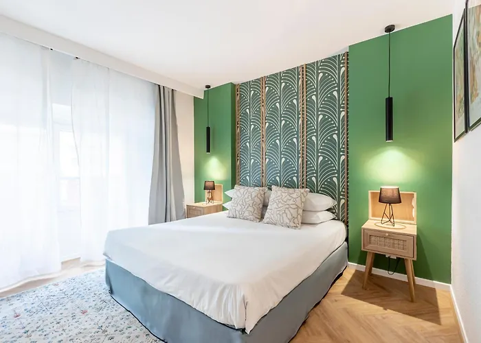 Le Bastille By Sweett 3* Paris